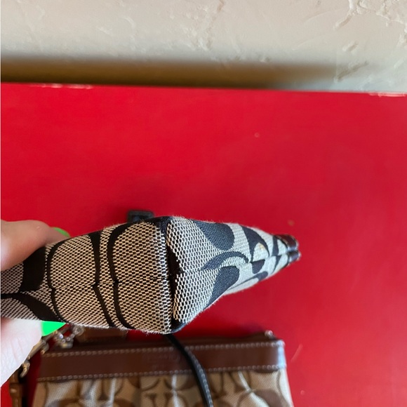 2 Coach signature C Wristlets Brown Black - Picture 11 of 13